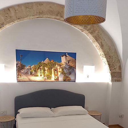 Suite Vecchia Dante Bari Exterior foto